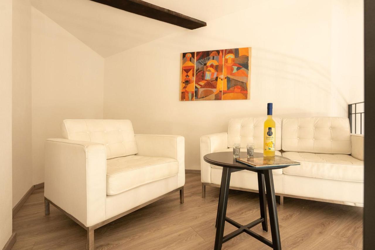 Istay - Zannetti Florencia